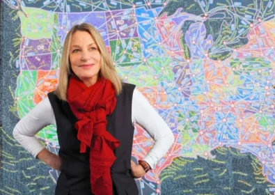 El Legado de Paula Scher en el Diseño de Marcas